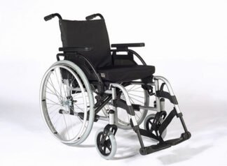 Rollstuhl Breezy Parix 2, Steckachse, brillantsilber